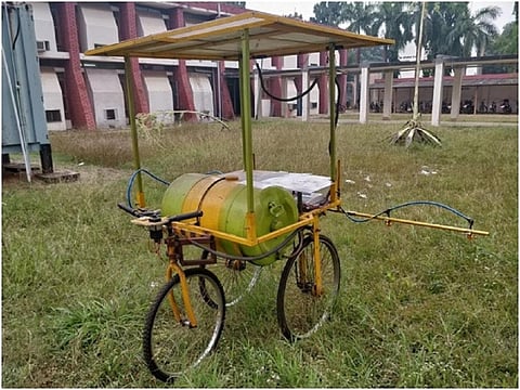 IIT-K scientists design mobile pesticide sprayer that runs on solar energy