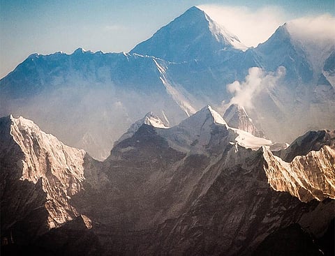 Photo :Wikimedia Commons,  Mount Everest
