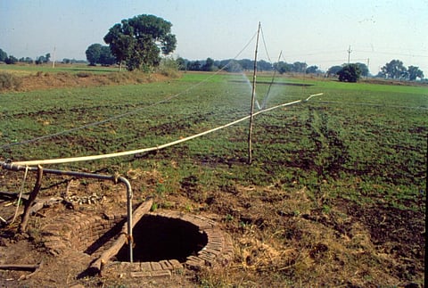 भारत और चीन में सिंचाई के लिए पानी की बढ़ती मांग से गहराएगा भू-जल का संकट : यूएन रिपोर्ट