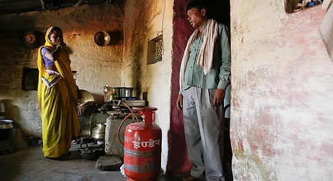 Most of the participants in the study used LPG cylinder provided under the Pradhan Mantri Ujjwala Yojana. Photo: Vikas Choudhary / CSE