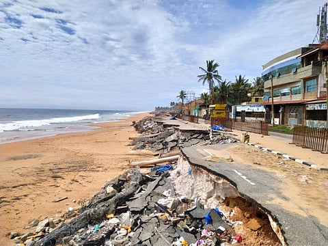 Kerala’s 590-kilometre-long coastline is susceptible to large-scale sea erosion. Photo: Syed Shiyaz Mirza