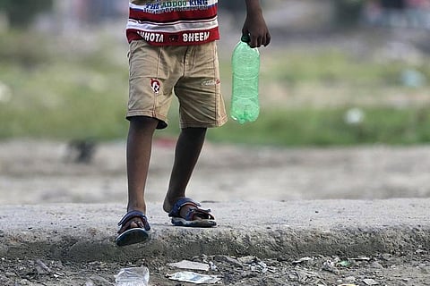 अभी भी खुले में शौच करते हैं दुनिया के 49.4 करोड़ लोग