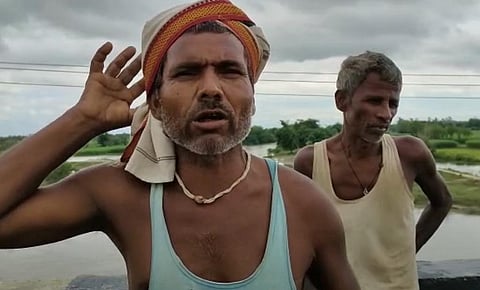 बिहार के सुपौल जिला के परसामाधो पंचायत के लखन मंडल। फोटो: राहुल कुमार गौरव