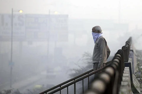 पराली, पटाखों और बदले मौसम की वजह से छाई दिल्ली-एनसीआर पर जहरीली धुंध: सीएसई