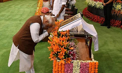 प्रधानमंत्री नरेंद्र मोदी ने गुरु पर्व के मौके पर तीनों कृषि कानून वापस लेने घोषणा की। फोटो ट्विटर