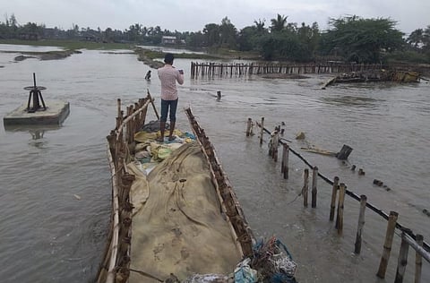 The damaged dyke at Mousuni island in the Sundarbans. Photo: Jayanta Basu