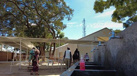 People line up for COVID-19 vaccinations in Blantyre, Malawi. Photo: istock