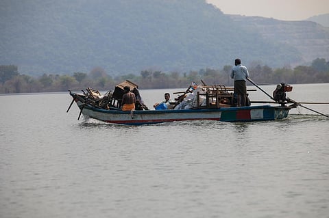 People displaced from Polavaram leave the submerged villages with their belongings. Photo: Vikas Choudhary