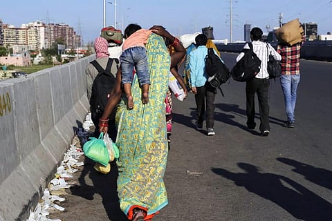 महामारी का यह दौर किसी के लिए वरदान तो किसी के लिए बना अभिशाप