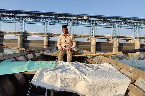 The Nishads are completely dependent on river systems; they traditionally extract sand, fish and ply boats. Photo: Aman Gupta