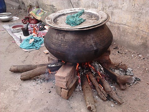 Cooking with ‘dirty’ fuels affects women’s mental health