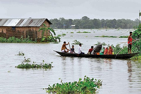 भारी बाढ़ के खतरे में है दुनिया की एक चौथाई आबादी: रिपोर्ट