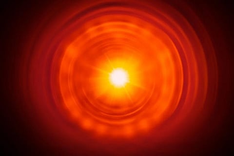 वैज्ञानिकों ने खोजी ऐसी सामग्री, जो इंफ्रारेड प्रकाश को अक्षय ऊर्जा में बदलती है