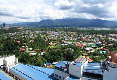 Chromium air pollution threatens to cast a dirty blanket over the region if something is not done soon. ('Mountain View' by thienzieyung is available at https://tinyurl.com/bdf7k8hs)