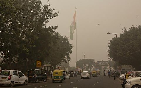 A smoggy afternoon in Connaught Place, New Delhi. Photo: iStock