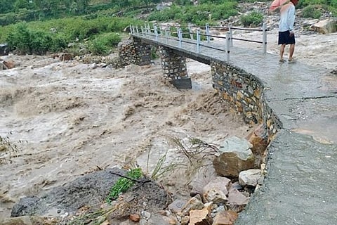 उत्तराखंड: रायपुर आपदा के लिए कितना जिम्मेवार है अवैध खनन