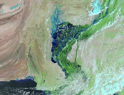 The swollen Indus river formed a large inland lake as a result of the Pakistan floods, NASA satellite images showed