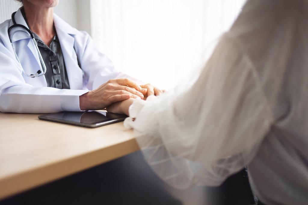 Changing food habits and lifestyles contribute to the early onset of cancer. Photo : iStock.