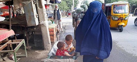 Restricting women from working can result in an economic loss of up to $1 billion — or up to five per cent of the country’s gross domestic product, the United Nations analysis forecast. Photo: UNAMA/Shamsuddin Hamedi