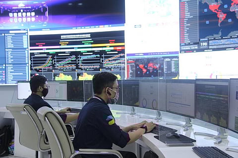 Human-robot relations in an automation of a city. Photo: Fakhri Luthfi / Jabar Command Centre, Indonesia