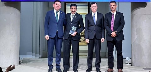 Chyngyz Kochorov (Left), Charudutt Mishra (Second from Left) and Koustubh Sharm (Right) at the ceremony in Madrid. Photo: @snowleopards / Twitter
·