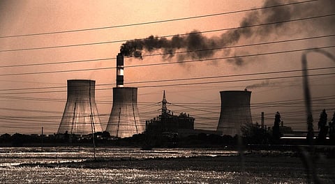 There is an urgent requirement for the government to review its strategy related to the power sector and ensure that it should be in line with the country’s net zero emission obligations and green energy transition initiatives. Representative photo: iStock.