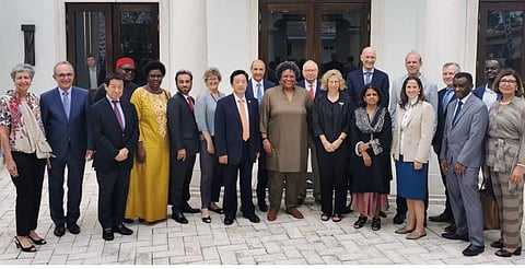 एंटीमाइक्रोबियल रेजिस्टेंस पर ग्लोबल लीडर्स ग्रुप की बारबाडोस में हो रही मीटिंग में यूएनईपी की कार्यकारी निदेशक इंगर एंडरसन के साथ डाउन टू अर्थ की प्रधान संपादक सुनीता नारायण; फोटो: इंगर एंडरसन/ ट्विटर