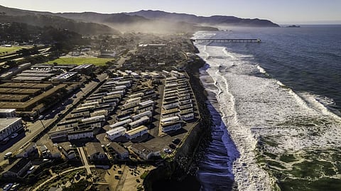 Submerged coastlines will threaten critical infrastructure, precipitate resource disputes and further marginalise the most vulnerable. Photo: iStock