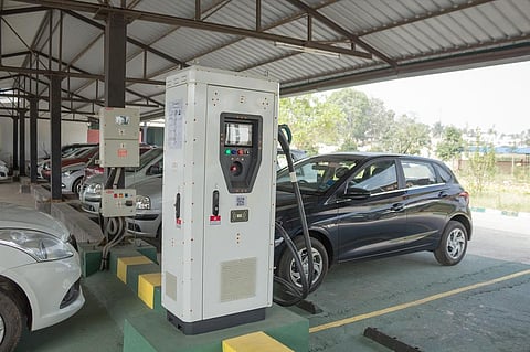 Gadkari’s ambitious EV mandate can only be achieved if the government issues fleet electrification targets to the supply side of the Indian EV industry. Representative photo: iStock.