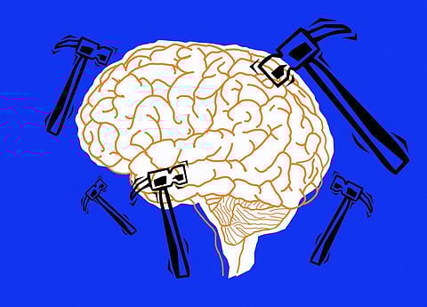 Researchers are working on untangling the neural circuitry of chronic and acute pain.  Photo: Victor Habbick Visions/Science Photo Library via Getty Images