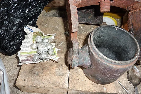 सोने के लिए होता मर्करी का उपयोग; फोटो: आईस्टॉक