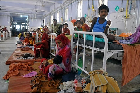 भारत में एक स्वास्थ्य केंद्र की स्थिति; फोटो: प्रशांत रवि