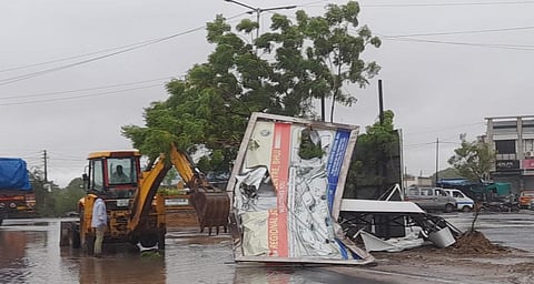 The urgency of evacuation by the armed forces and the administration resulted in almost zero casualties due to Biparjoy in Gujarat. Photo: Himanshu Bhayani