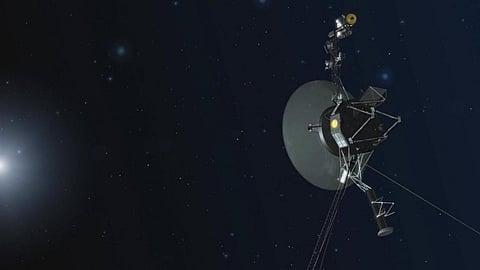 Voyager 2 has lost track of Earth. Only one antenna in the world can help it ‘phone home’