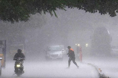 मॉनसून अपडेट: 26 अगस्त तक इन राज्यों में भारी से बहुत भारी बारिश के आसार