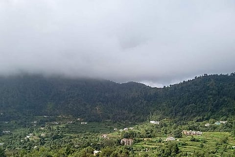उच्च हिमालयी क्षेत्र में बर्फबारी शुरू, जम्मू, हिमाचल, पंजाब में बारिश