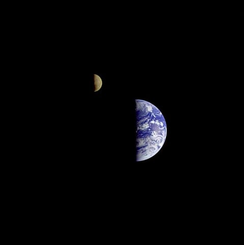 Earth and Moon as seen by the Galileo spacecraft from a distance of 6 million km away. Photo: NASA