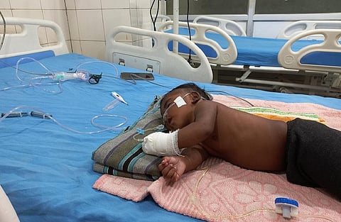 A child with pneumonia and breathing problems admitted to a hospital in Gorakhpur. Photo: Satyendra Sarthak