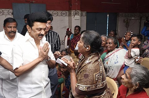 Tamil Nadu Chief Minister M K Stalin meeting people sheltered at Chennai High School in Yanagauni. Photo:@TNDIPRNEWS / twitter