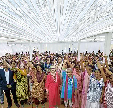 SEWA currently has 4,000 self-help groups, 110 cooperative societies 
and three companies, all run by women (Photograph courtesy: SEWA)