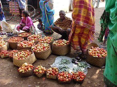 सब्जी-दूध की सप्लाई नहीं करेंगे मध्यप्रदेश के किसान, सरकार कर रही है मनाने की कोशिश