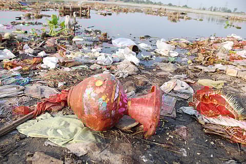 सिंगल यूज प्लास्टिक पर प्रतिबंध: एक शुरुआत लेकिन पूर्ण प्रतिबंध की दिशा में लंबा रास्ता तय करना बाकी