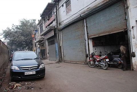 दिल्ली-फरीदाबाद को पीछे छोड़ भिवाड़ी में 283 पर पहुंचा एक्यूआई, आइजोल से दस गुणा ज्यादा रहा प्रदूषण