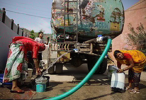 Given the shortcomings of large, centralised municipal water systems, small-scale water vendors utilising tankers have emerged to bridge the water demand-supply gap