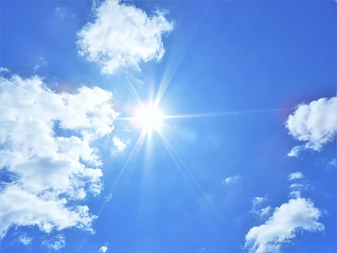 Two warmest days on record occurred in July, warming in Antarctica may have played a role