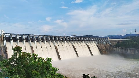 Gujarat: Activists urge authorities to release excess water as thousands face submergence by Sardar Sarovar Dam