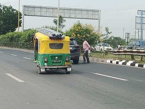 No Safe Passage: Gujarat’s SG Road calls for an urgent solution to ensure pedestrian safety