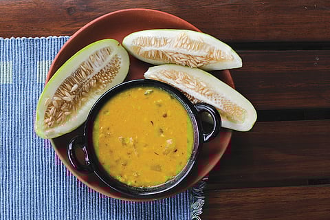 In Andhra Pradesh and Telangana, culinary melon is called dosakaya and used to make a dal