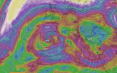 Spain floods due to blocking pattern and moisture build up