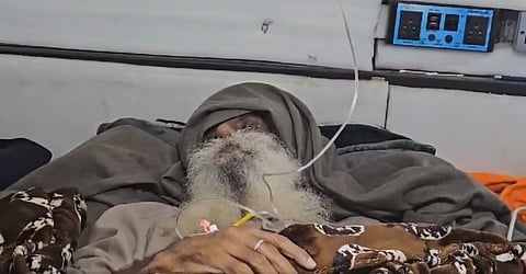 Screengrab from clips on X (formerly Twitter) showing farmer leader Jagjit Singh Dallewal receiving medical assistance